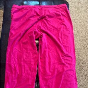 - Danskin pink lounger/workout pants to size xl in good condition